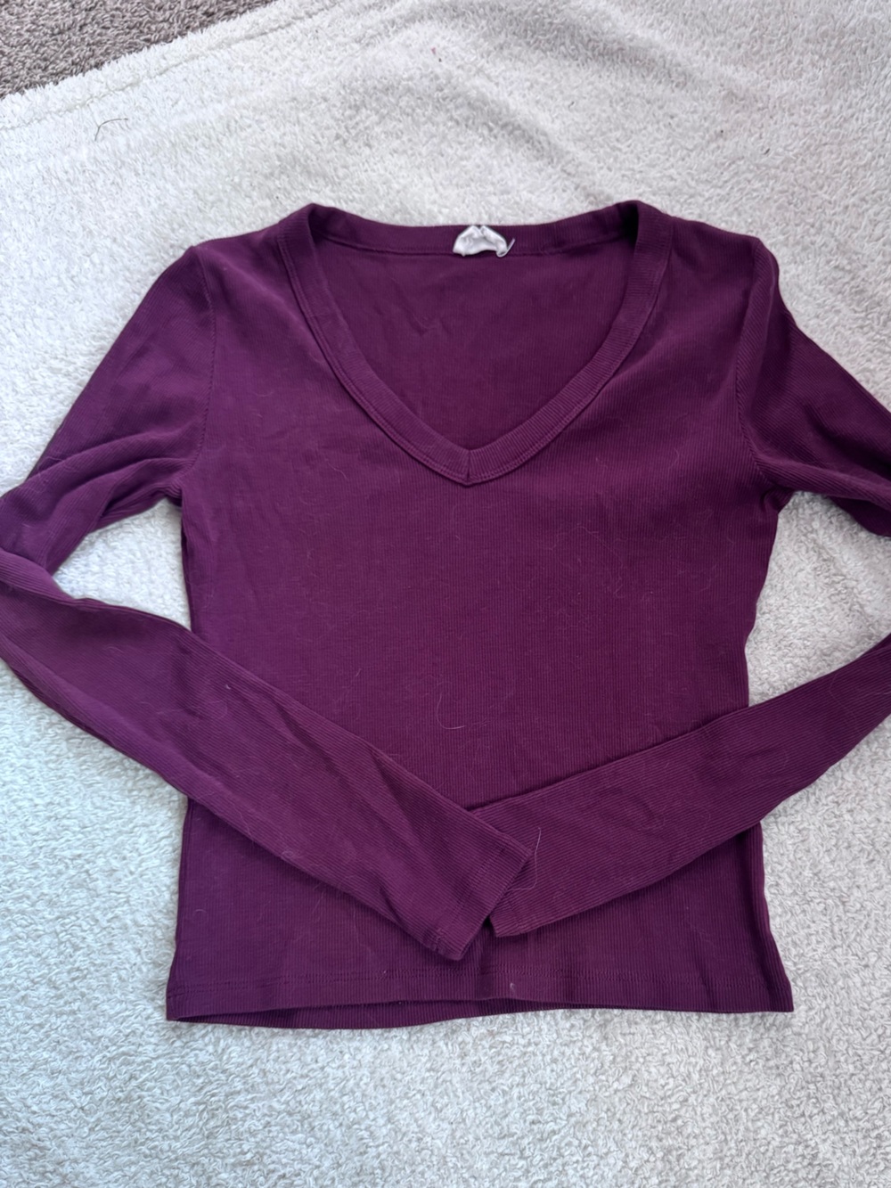 Women's V-Neck Long Sleeve Top - Burgundy